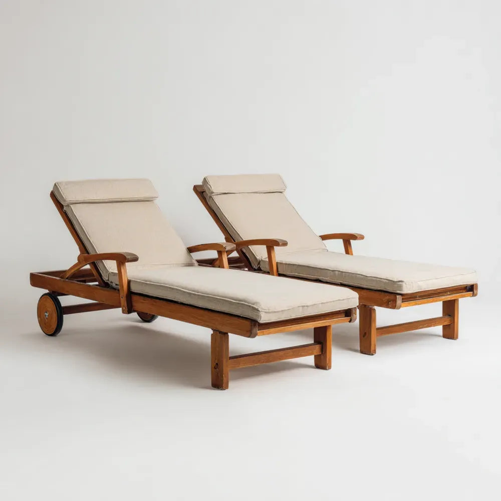 Set of 2 Patio Recliners - Wood with Beige Cushions - 200 x 70 x 35 cm - Contemporary Design