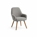Sedia in tessuto grigio con gambe in legno